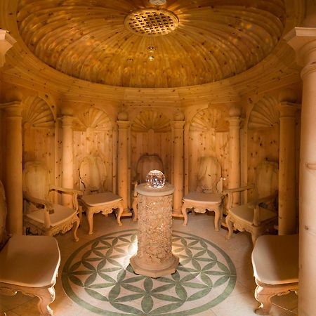 Hotel Neue Post Майерхофен Екстериор снимка