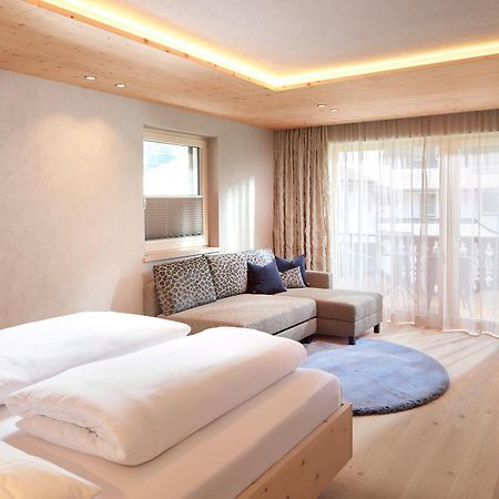 Hotel Neue Post Майерхофен Екстериор снимка