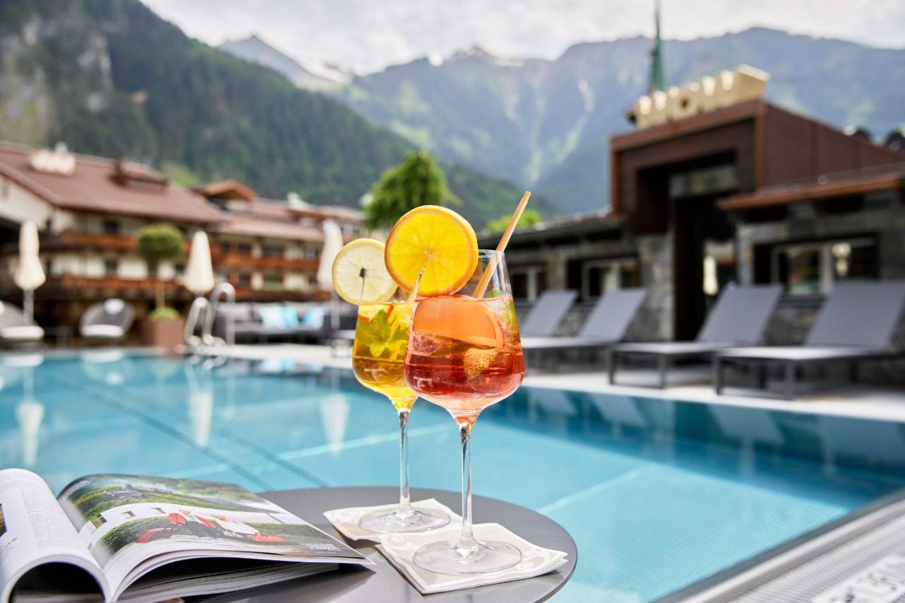 Hotel Neue Post Майерхофен Екстериор снимка
