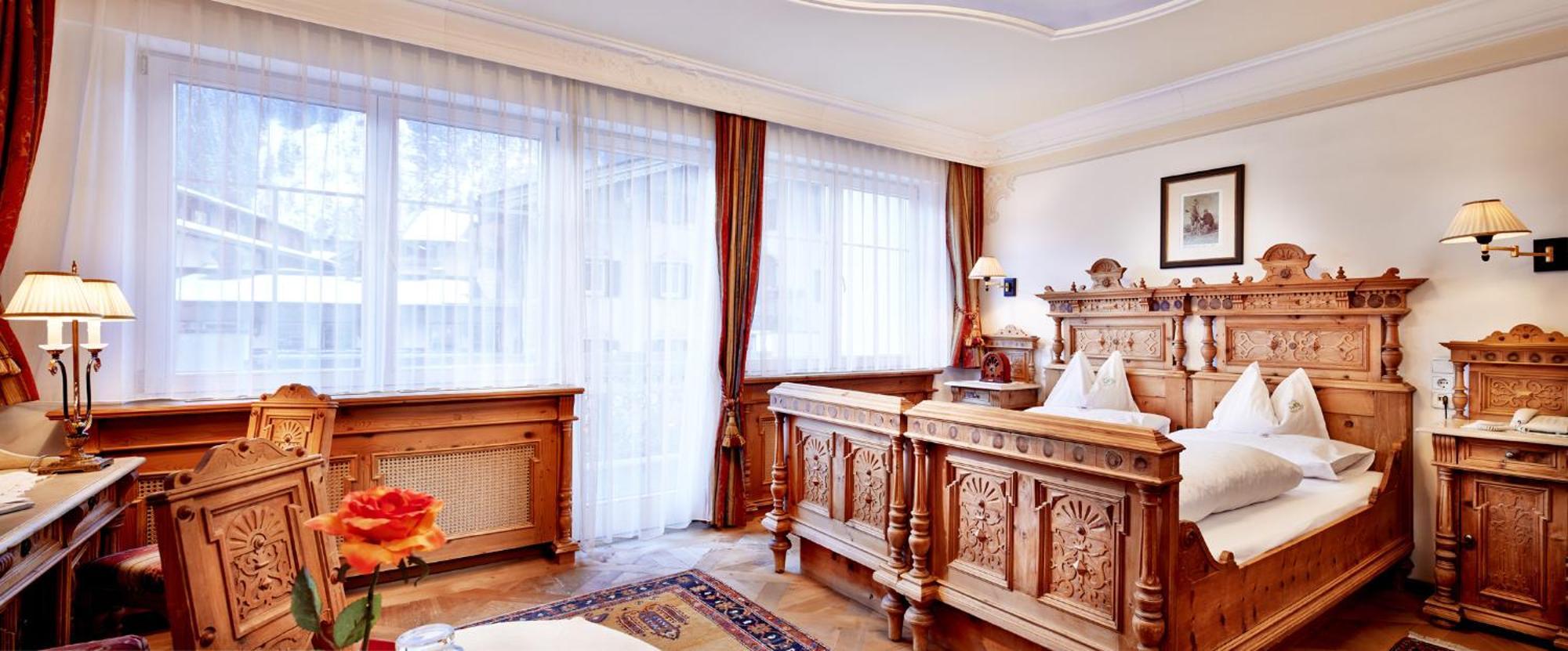 Hotel Neue Post Майерхофен Екстериор снимка