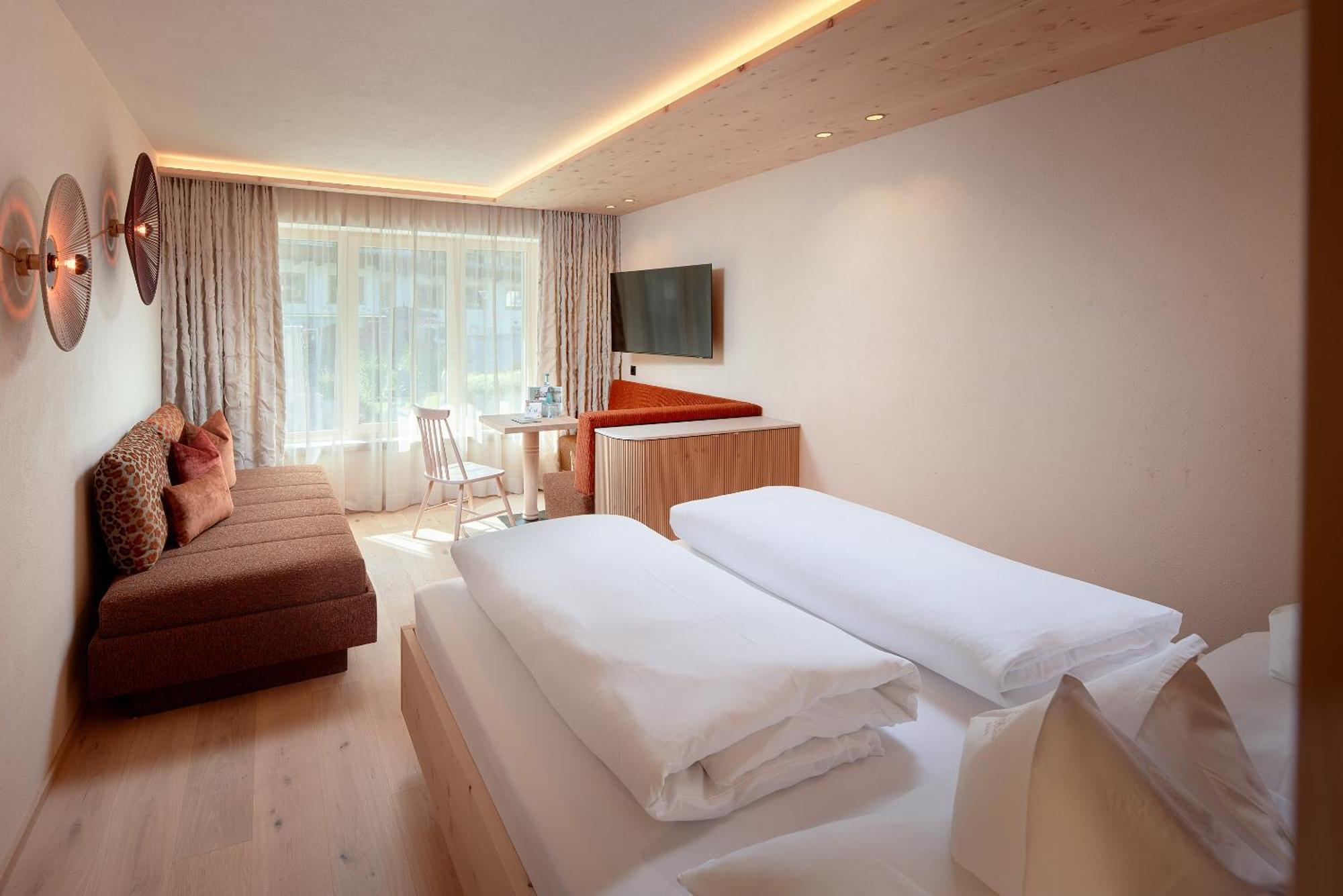 Hotel Neue Post Майерхофен Екстериор снимка